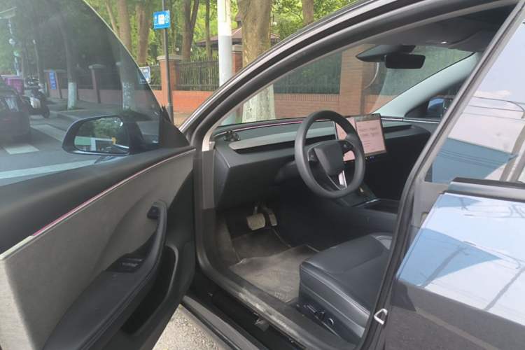 Used Tesla Model 3 2023 Rear-Wheel-Drive Version Driver Seat