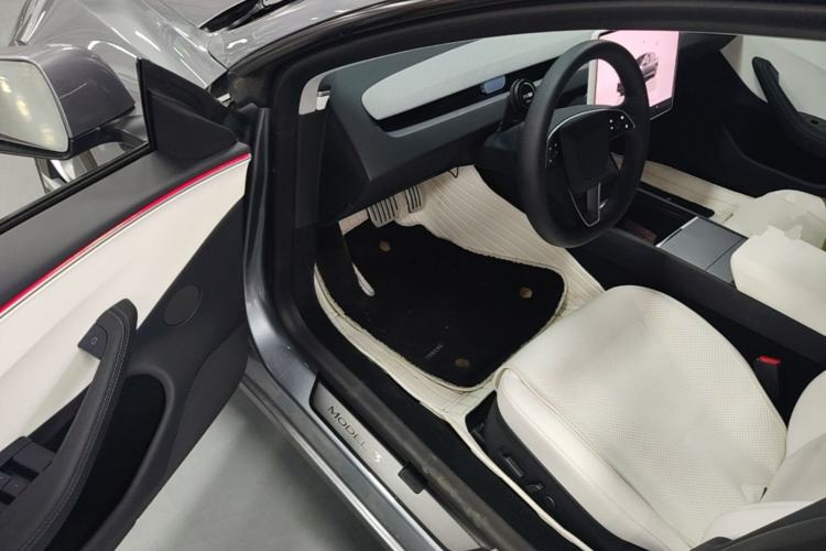 Used Tesla Model 3 2023 Long-Range All-Wheel-Drive Version Driver Seat