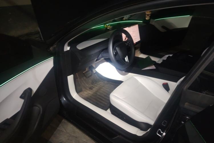 Used Tesla Model 3 2023 Long-Range All-Wheel-Drive Version Driver Seat