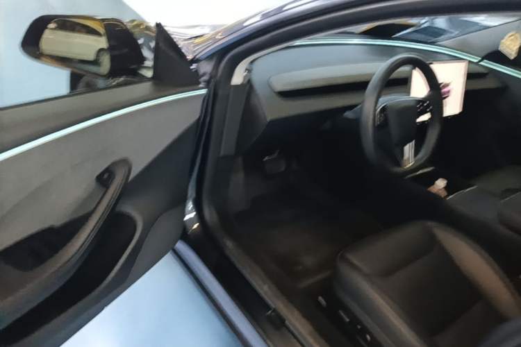 Used Tesla Model 3 2023 Rear-Wheel-Drive Version Driver Seat