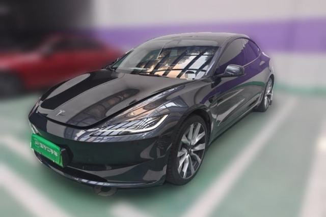 Used Tesla Model 3 2023 Long-Range All-Wheel-Drive Version
