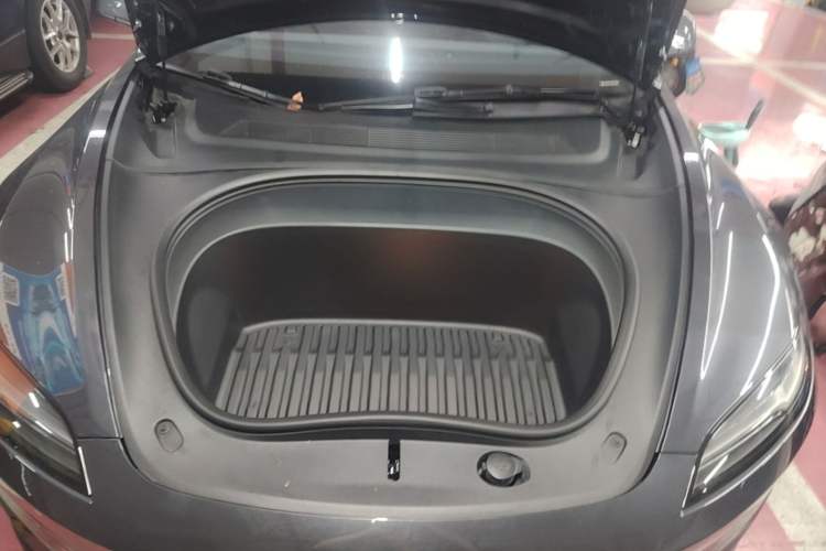Used Tesla Model 3 2023 Rear-Wheel-Drive Version Engine Bay