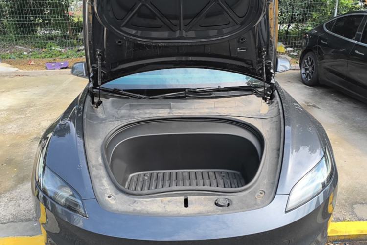 Used Tesla Model 3 2023 Rear-Wheel-Drive Version Engine Bay