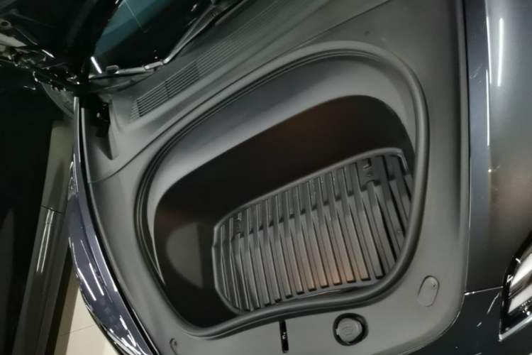 Used Tesla Model 3 2023 Rear-Wheel-Drive Version Engine Bay