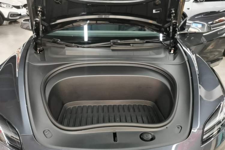 Used Tesla Model 3 2023 Rear-Wheel-Drive Version Engine Bay