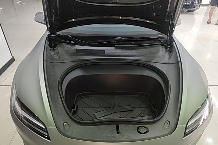 Used Tesla Model 3 2023 Rear-Wheel-Drive Version Engine Bay
