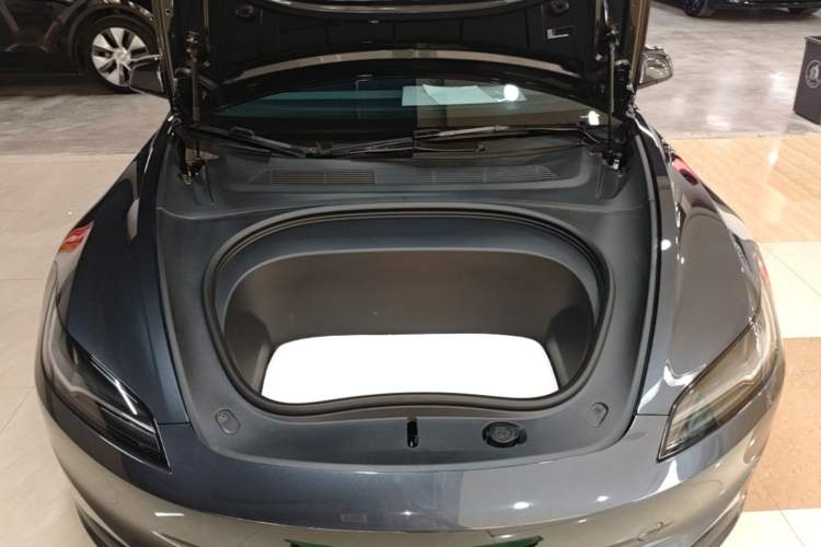 Used Tesla Model 3 2023 Rear-Wheel-Drive Version Engine Bay