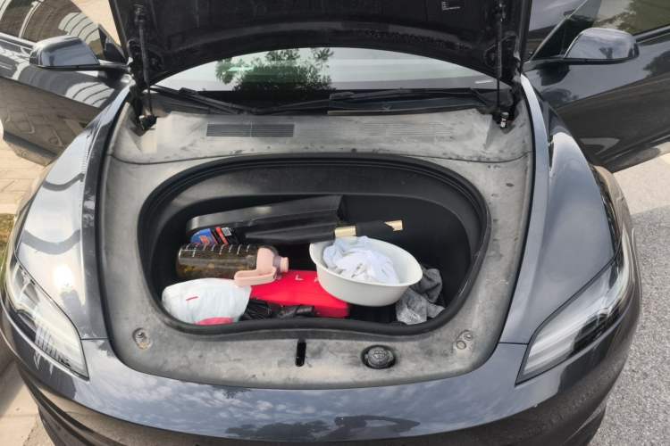 Used Tesla Model 3 2023 Rear-Wheel-Drive Version Engine Bay