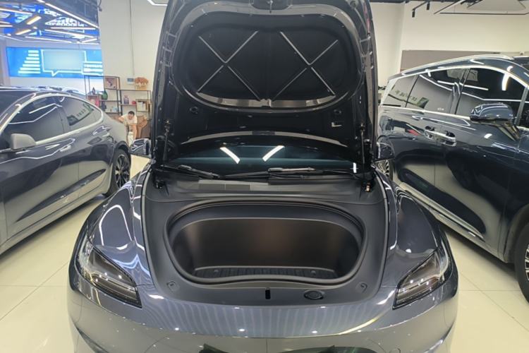 Used Tesla Model 3 2023 Rear-Wheel-Drive Version Engine Bay