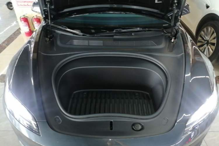 Used Tesla Model 3 2023 Rear-Wheel-Drive Version Engine Bay