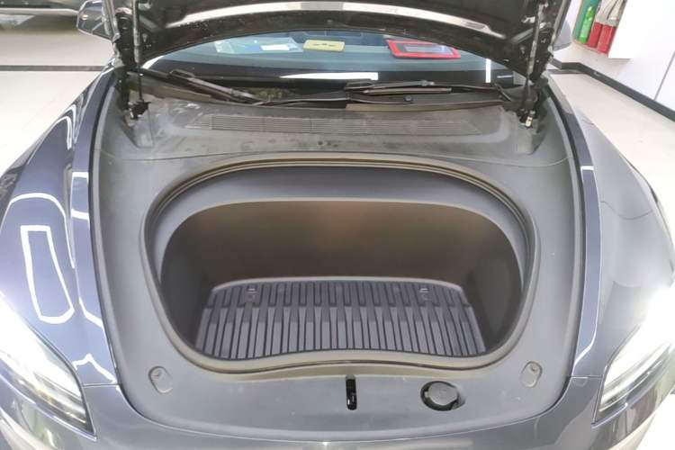 Used Tesla Model 3 2023 Rear-Wheel-Drive Version Engine Bay