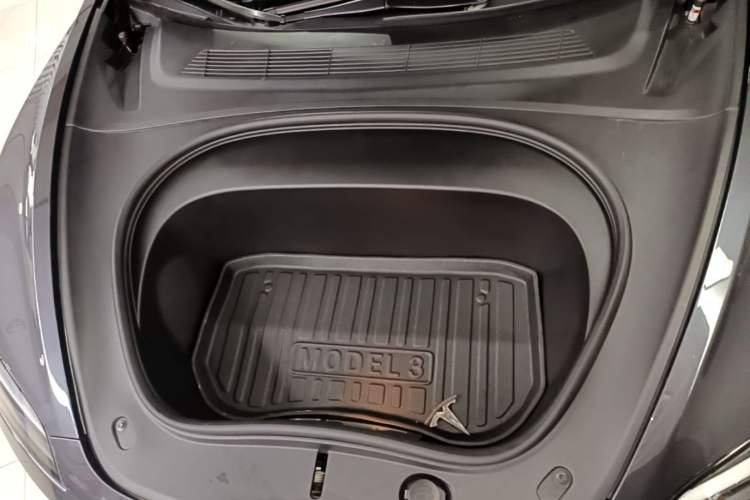 Used Tesla Model 3 2023 Rear-Wheel-Drive Version Engine Bay
