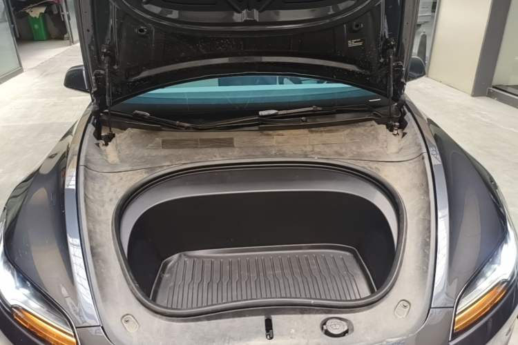 Used Tesla Model 3 2023 Long-Range All-Wheel-Drive Version Engine Bay