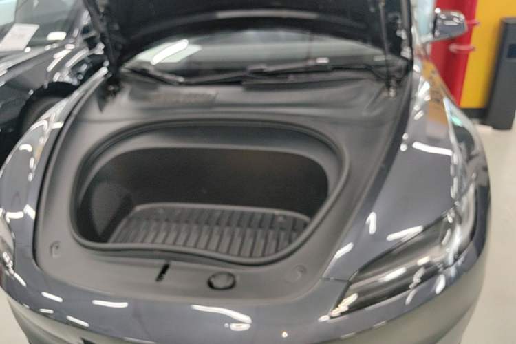 Used Tesla Model 3 2023 Rear-Wheel-Drive Version Engine Bay