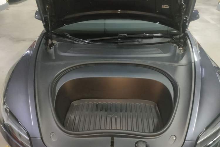 Used Tesla Model 3 2023 Long-Range All-Wheel-Drive Version Engine Bay