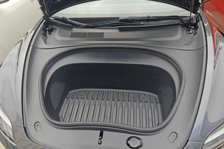 Used Tesla Model 3 2023 Long-Range All-Wheel-Drive Version Engine Bay