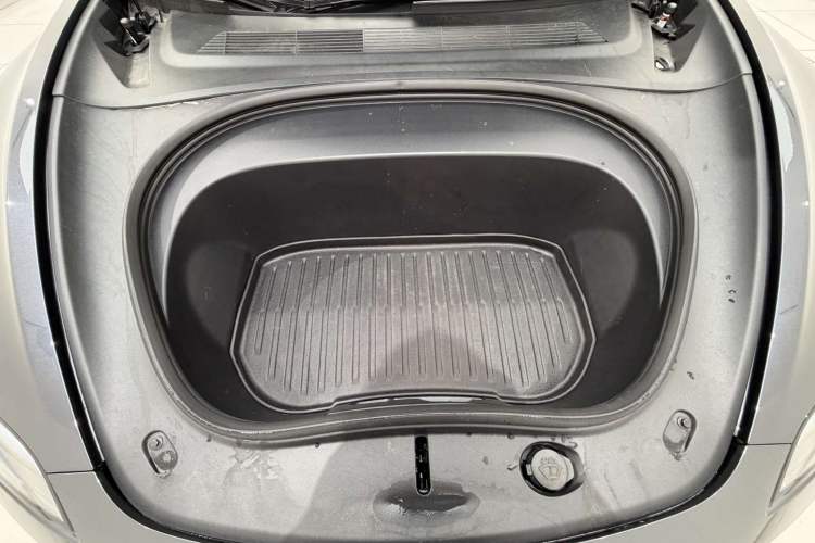 Used Tesla Model 3 2023 Long-Range All-Wheel-Drive Version Engine Bay