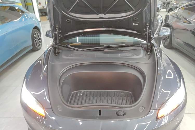 Used Tesla Model 3 2023 Rear-Wheel-Drive Version Engine Bay
