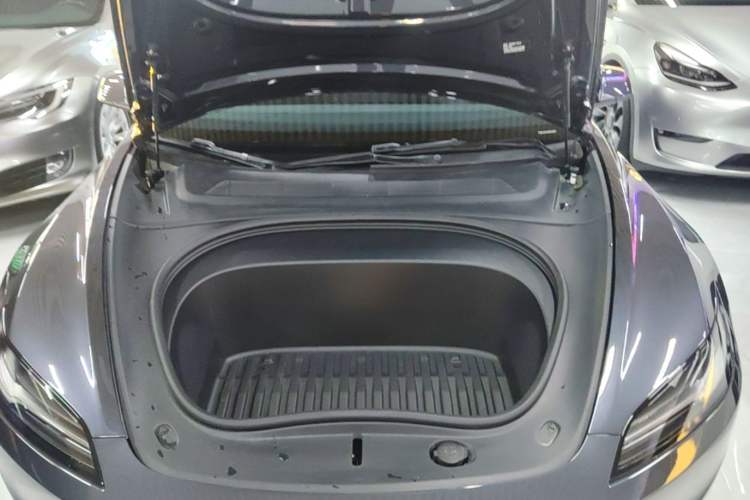 Used Tesla Model 3 2023 Long-Range All-Wheel-Drive Version Engine Bay