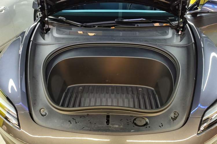 Used Tesla Model 3 2023 Rear-Wheel-Drive Version Engine Bay