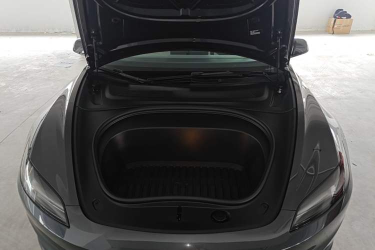 Used Tesla Model 3 2023 Long-Range All-Wheel-Drive Version Engine Bay