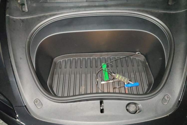 Used Tesla Model 3 2023 Rear-Wheel-Drive Version Engine Bay