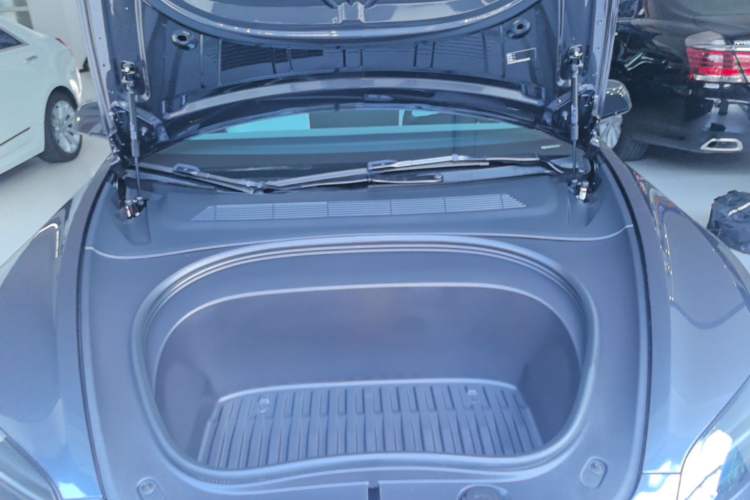 Used Tesla Model 3 2023 Rear-Wheel-Drive Version Engine Bay