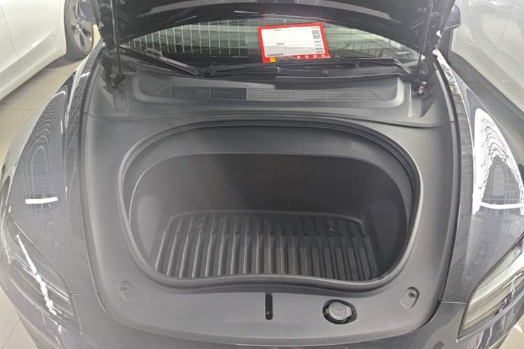 Used Tesla Model 3 2023 Rear-Wheel-Drive Version Engine Bay