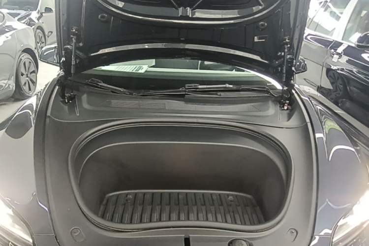Used Tesla Model 3 2023 Rear-Wheel-Drive Version Engine Bay