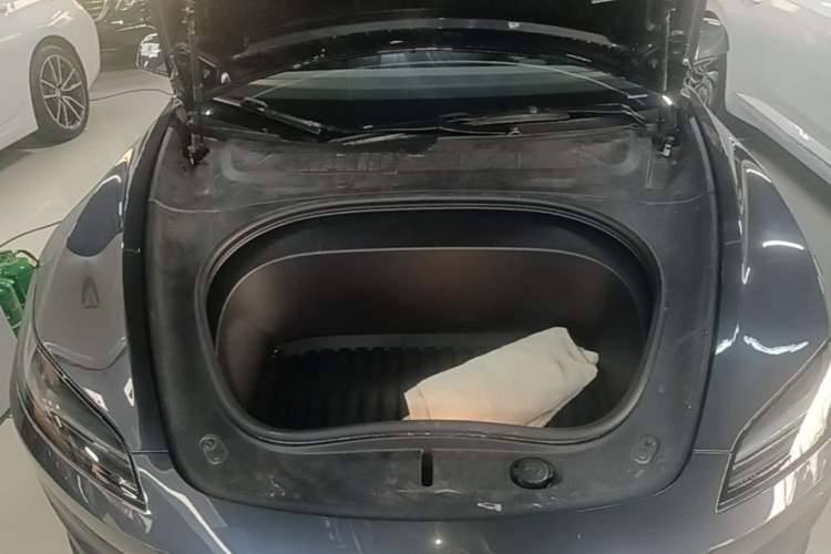 Used Tesla Model 3 2023 Rear-Wheel-Drive Version Engine Bay