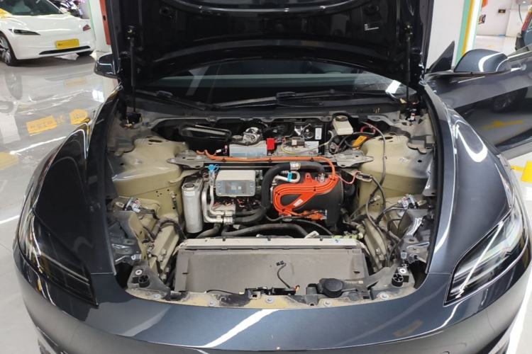 Used Tesla Model 3 2023 Rear-Wheel-Drive Version Engine Bay