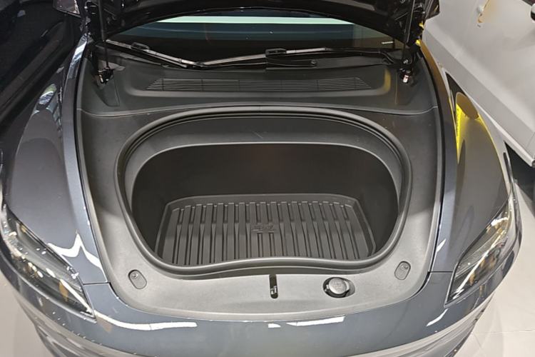 Used Tesla Model 3 2023 Rear-Wheel-Drive Version Engine Bay