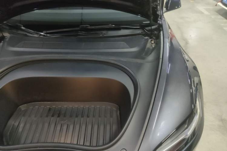 Used Tesla Model 3 2023 Long-Range All-Wheel-Drive Version Engine Bay Left