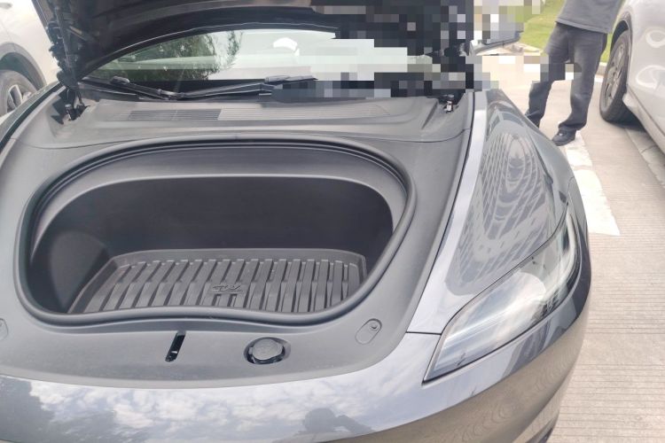 Used Tesla Model 3 2023 Rear-Wheel-Drive Version Engine Bay Left