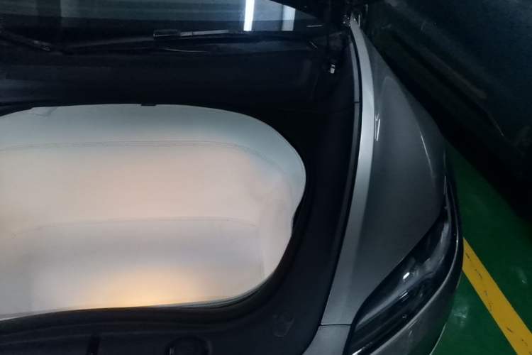 Used Tesla Model 3 2023 Rear-Wheel-Drive Version Engine Bay Left