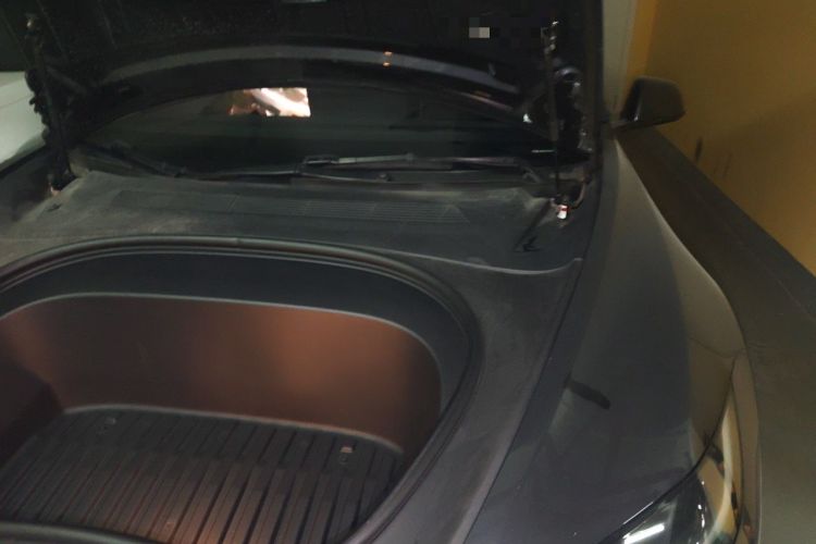 Used Tesla Model 3 2023 Rear-Wheel-Drive Version Engine Bay Left