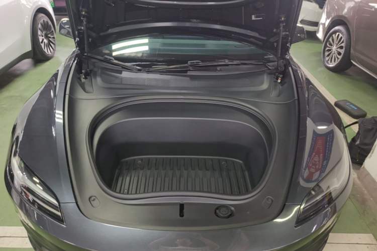 Used Tesla Model 3 2023 Rear-Wheel-Drive Version Engine Bay