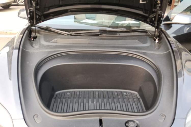Used Tesla Model 3 2023 Rear-Wheel-Drive Version Engine Bay