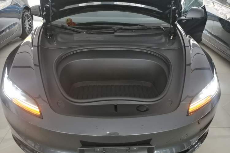 Used Tesla Model 3 2023 Rear-Wheel-Drive Version Engine Bay