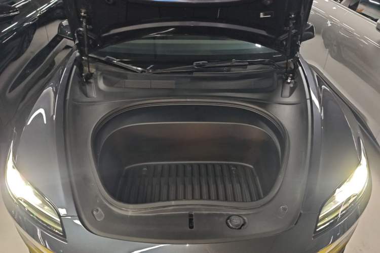 Used Tesla Model 3 2023 Rear-Wheel-Drive Version Engine Bay