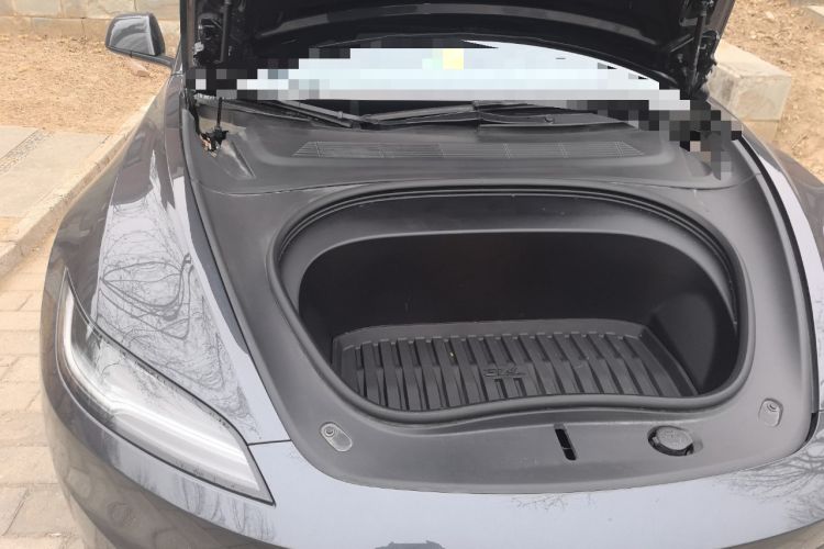 Used Tesla Model 3 2023 Rear-Wheel-Drive Version Engine Bay Right