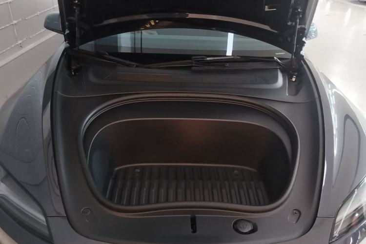 Used Tesla Model 3 2023 Rear-Wheel-Drive Version Engine Bay