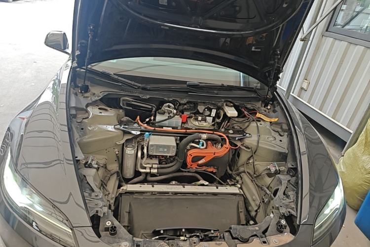 Used Tesla Model 3 2023 Rear-Wheel-Drive Version Engine Bay