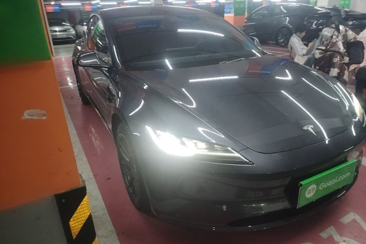 Used Tesla Model 3 2023 Rear-Wheel-Drive Version Exterior 1
