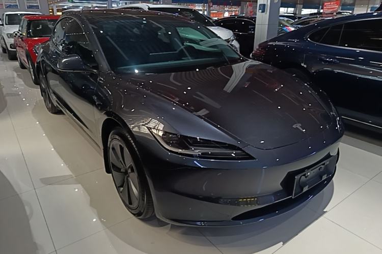 Used Tesla Model 3 2023 Rear-Wheel-Drive Version Exterior 1