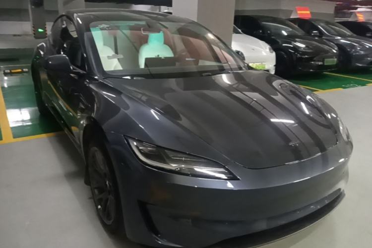 Used Tesla Model 3 2023 Rear-Wheel-Drive Version Exterior 1