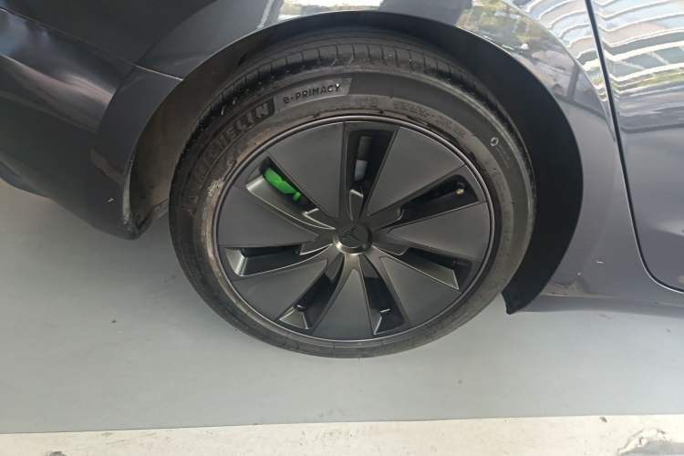 Used Tesla Model 3 2023 Rear-Wheel-Drive Version Exterior 1