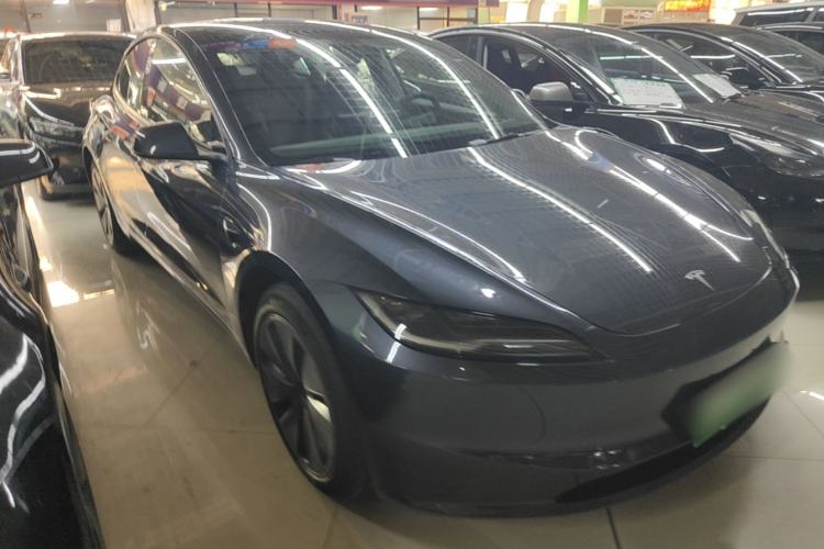Used Tesla Model 3 2023 Rear-Wheel-Drive Version Exterior 1