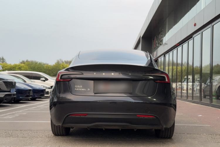 Used Tesla Model 3 2023 Rear-Wheel-Drive Version Exterior 1