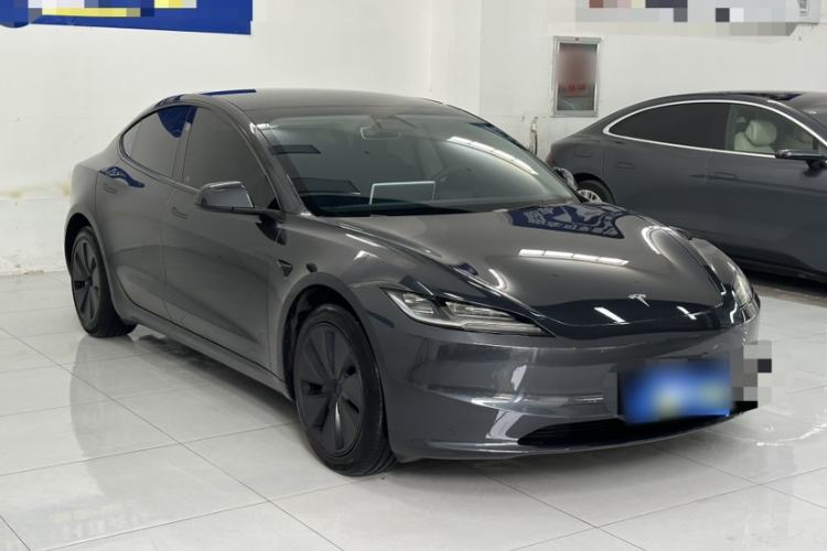 Used Tesla Model 3 2023 Rear-Wheel-Drive Version Exterior 1
